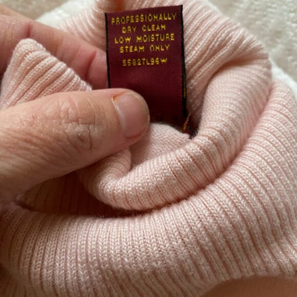 Vintage Pink Merino Wool Turtleneck Silvana Brand Sweater (Size L) - Picture 3 of 3